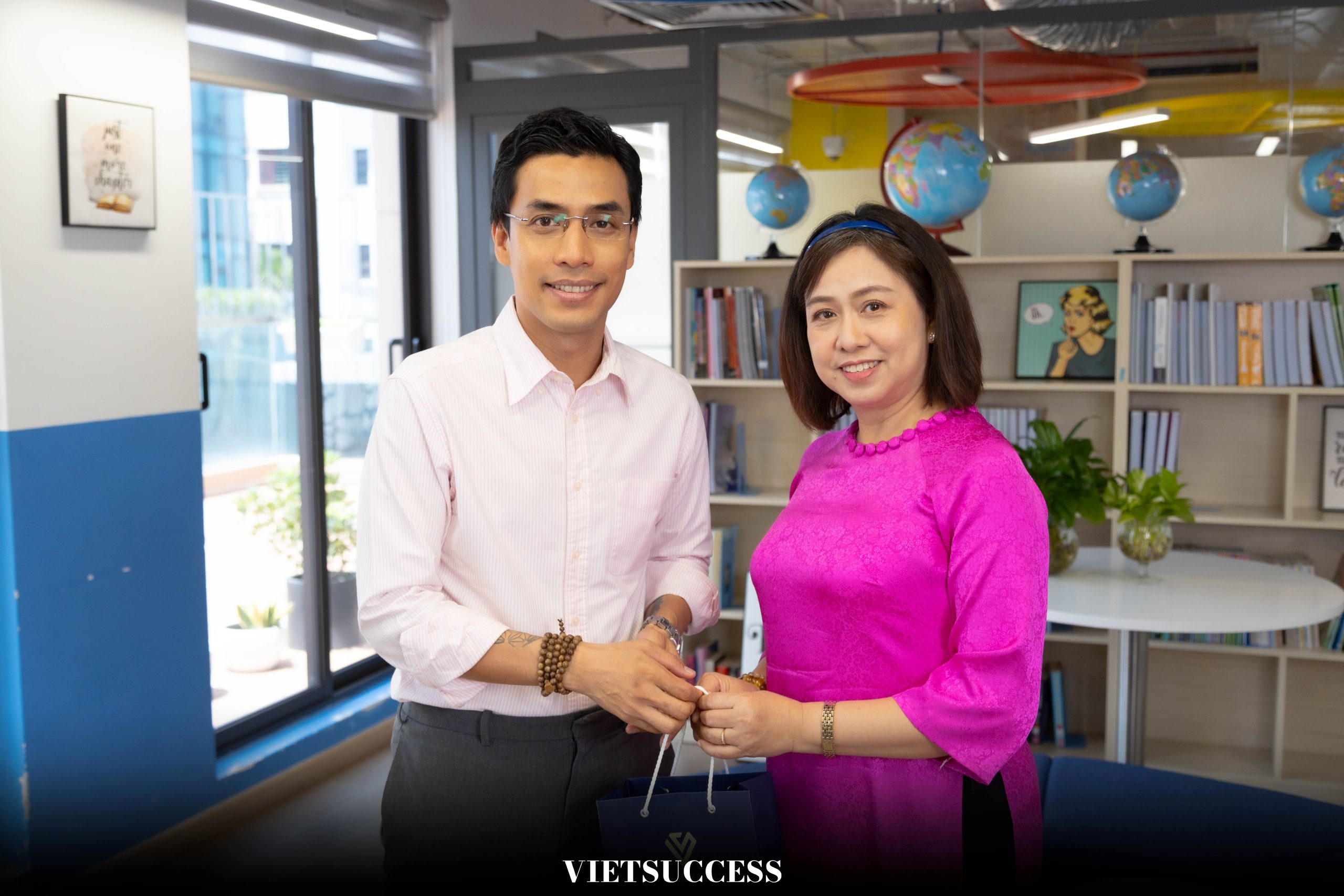 Làm cha mẹ rất áp lực nhưng cũng là quá trình học hỏi